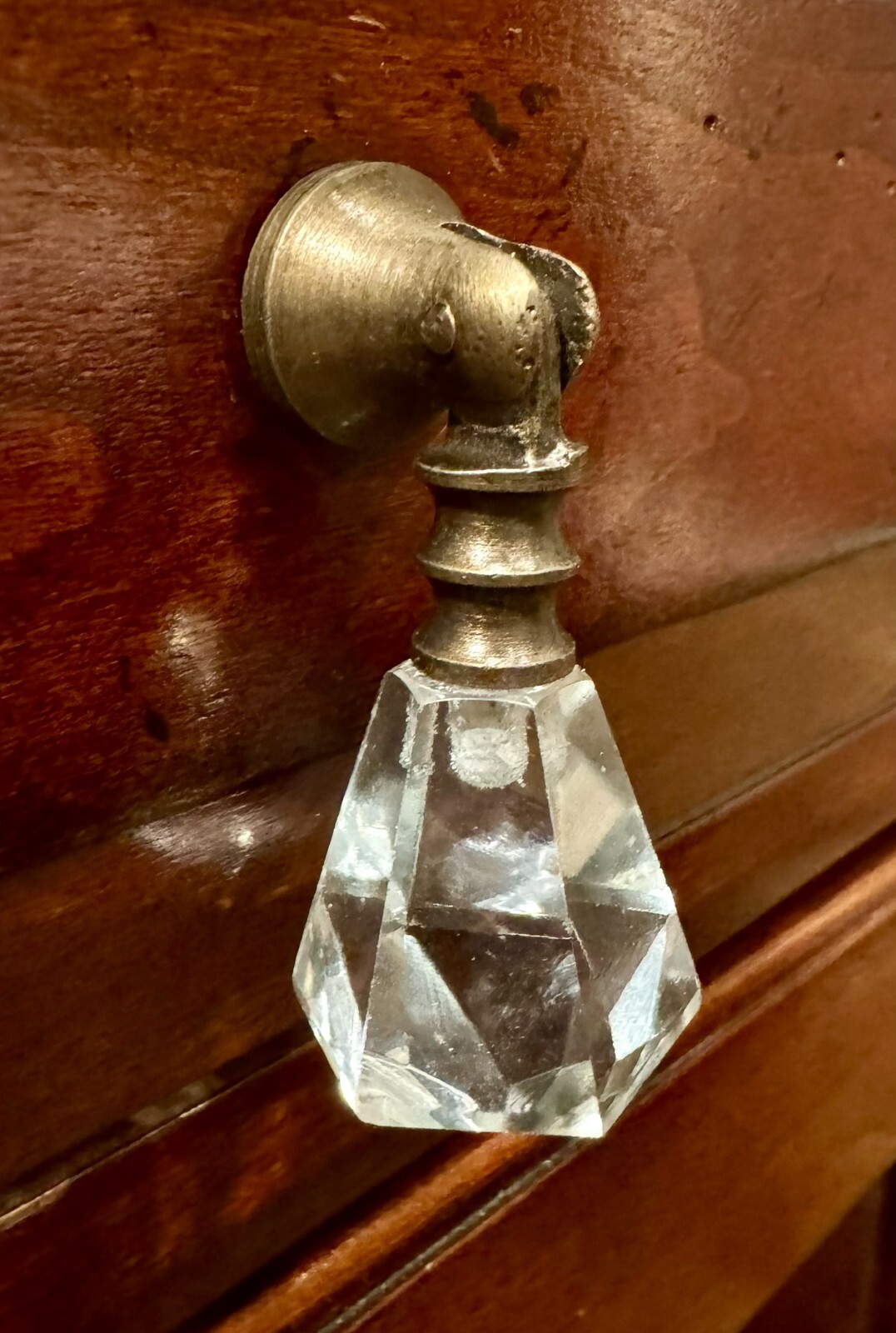 2 Vintage Hinge Tear Drop Clear Glass Furniture Hardware Door Drawer Knobs Pulls