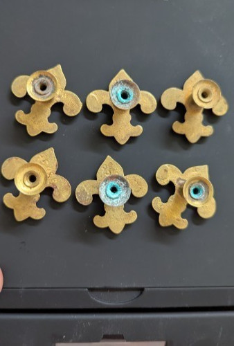 Lot Of Six Vintage Fleur-de-lis Brass Door Drawer Pulls