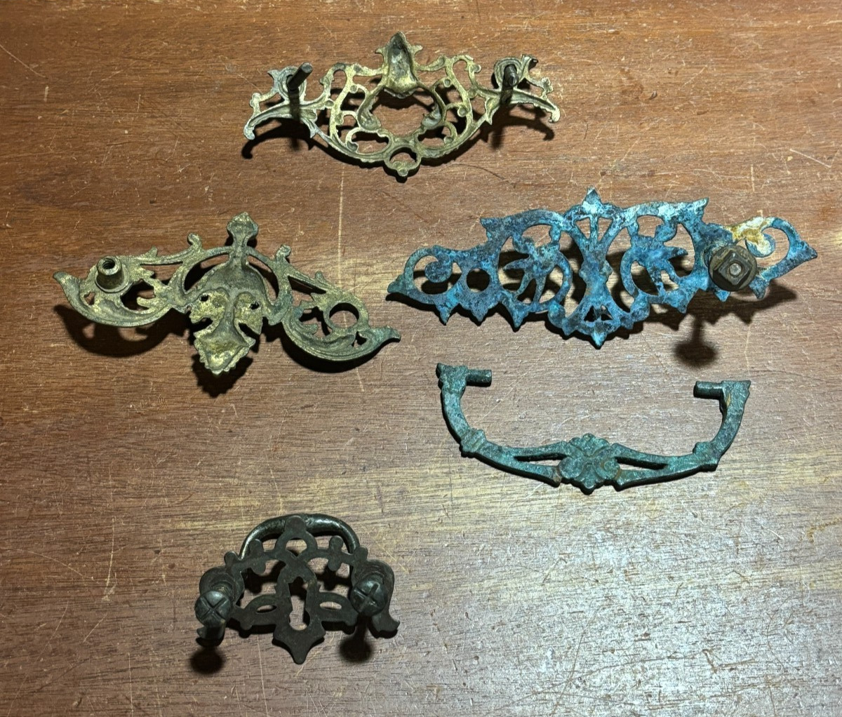 Lot of 4 Mixed Ornate Vintage Metal Drawer Backplates two with Pulls