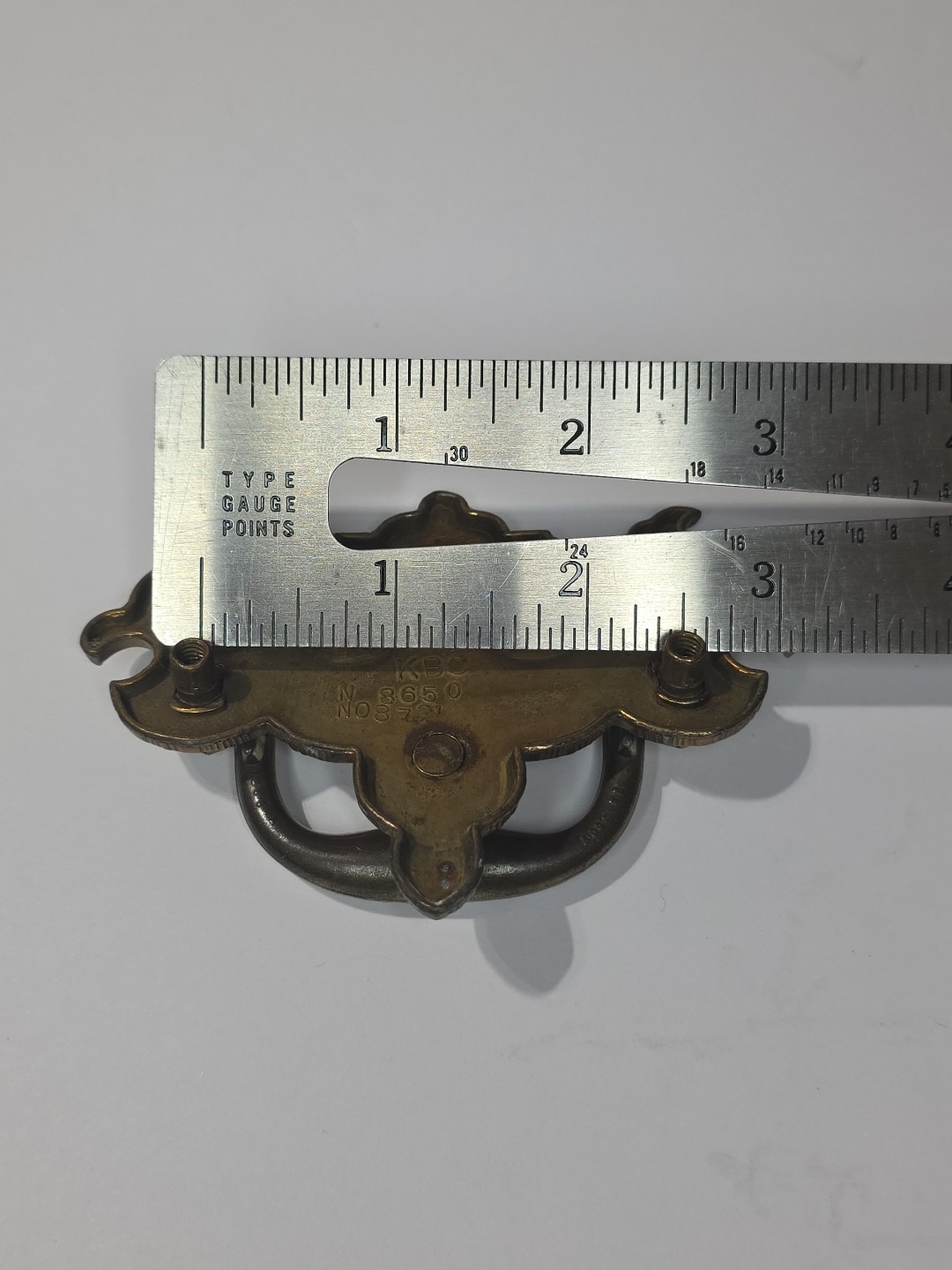 Vintage Lot of 16 Keeler Brass Co. #8650 Solid Brass Furniture Drawer Pulls 4″