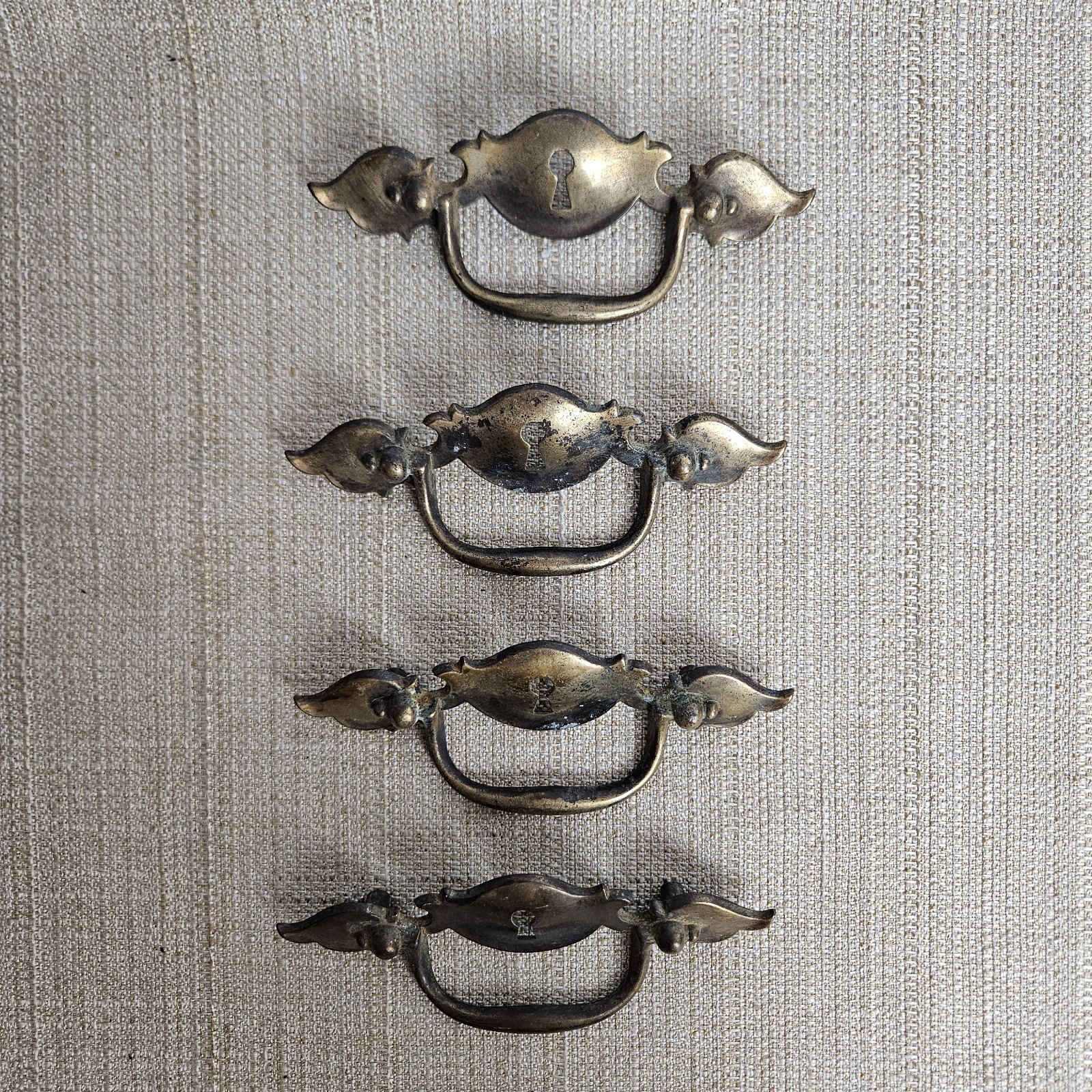 Keeler Brass Drawer Pulls Set 4 Keyhole Bail Handles Vintage Ornate 5″