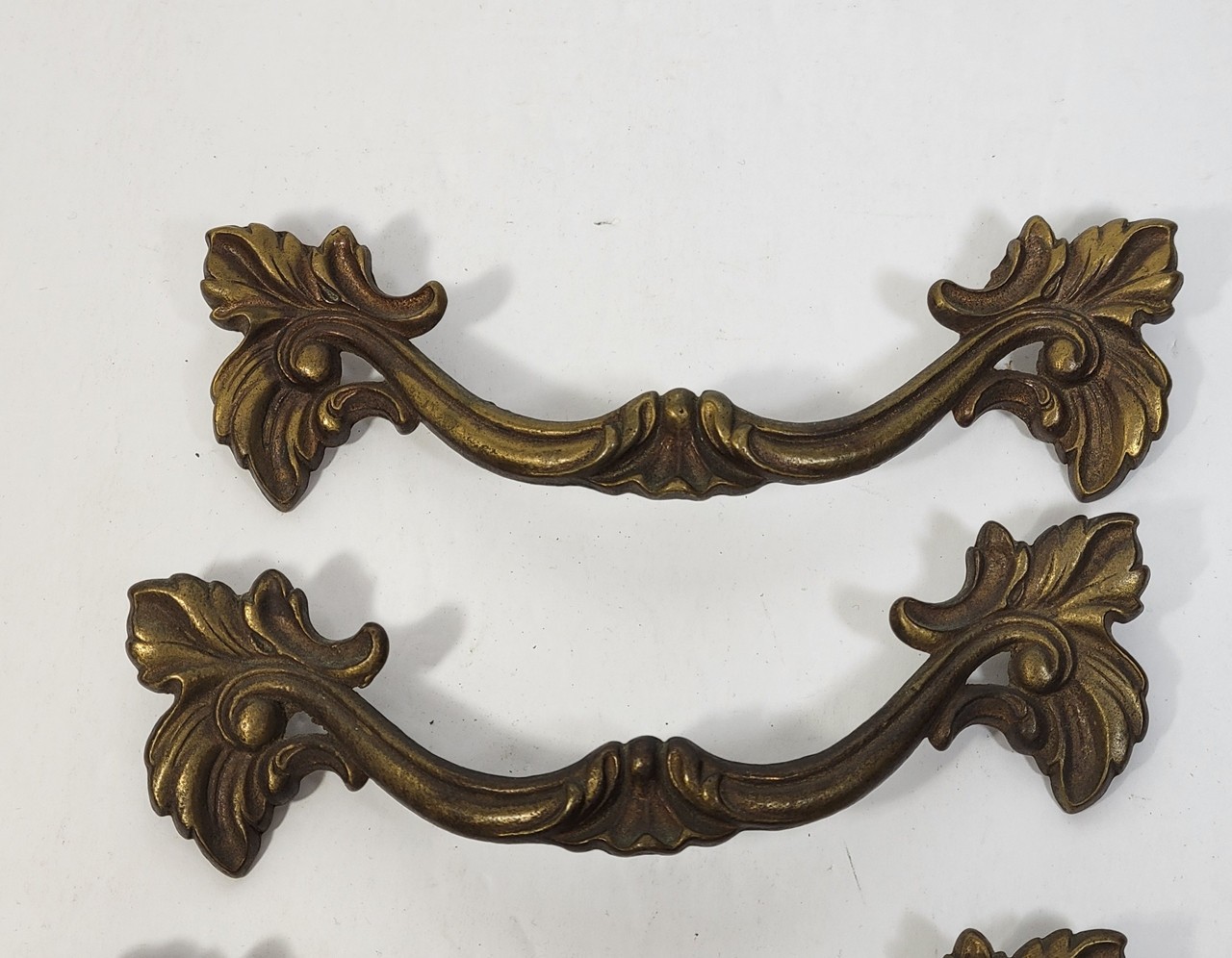 4 Lg Antique Brass French Provincial 6 1/4″ Cabinet Pulls Furniture Handle 5″ OC