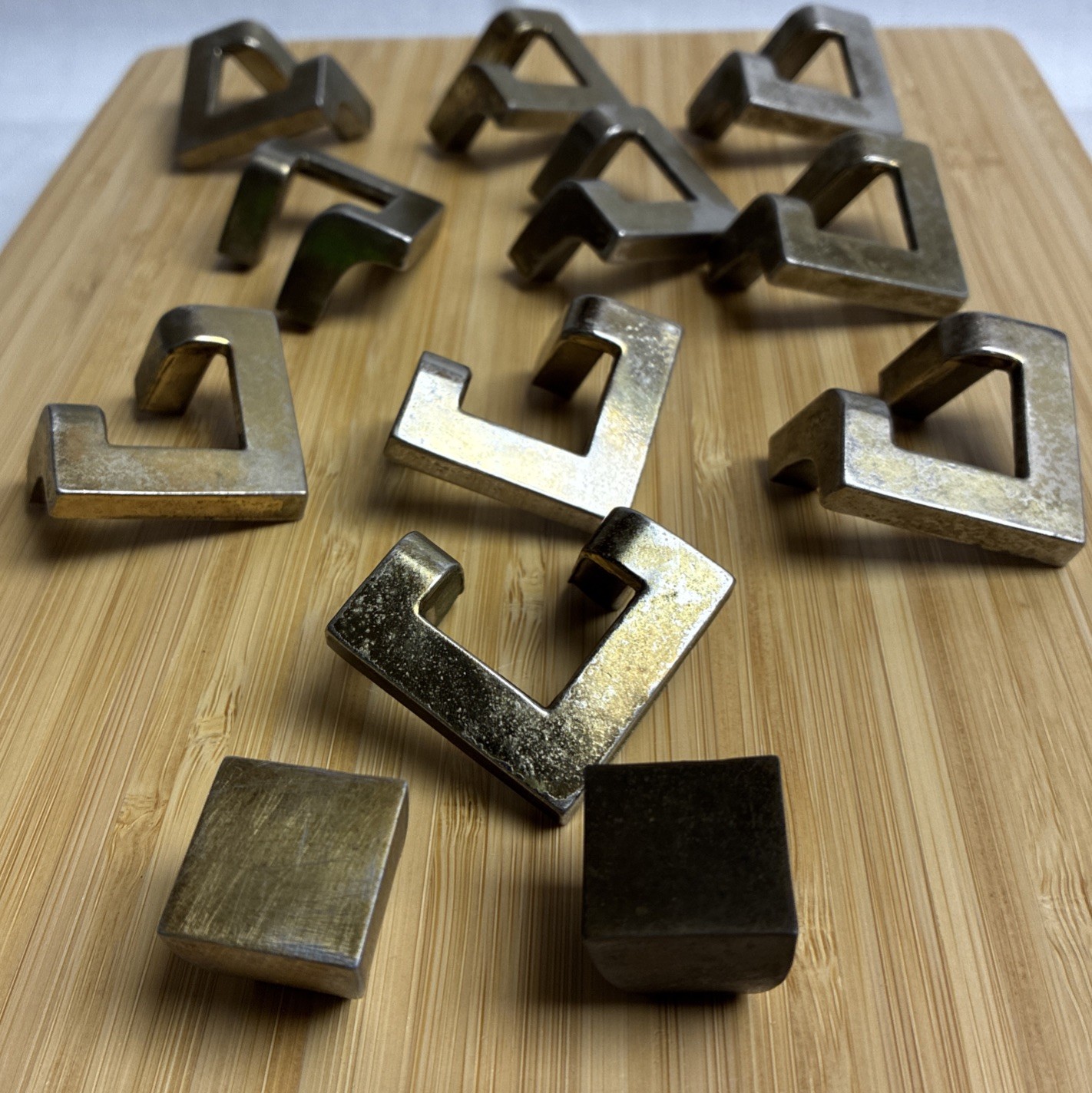 Vintage Keeler Brass KBC Drawer Pulls Lot 10 + 2 Knobs 1” CTC MCM Geometric