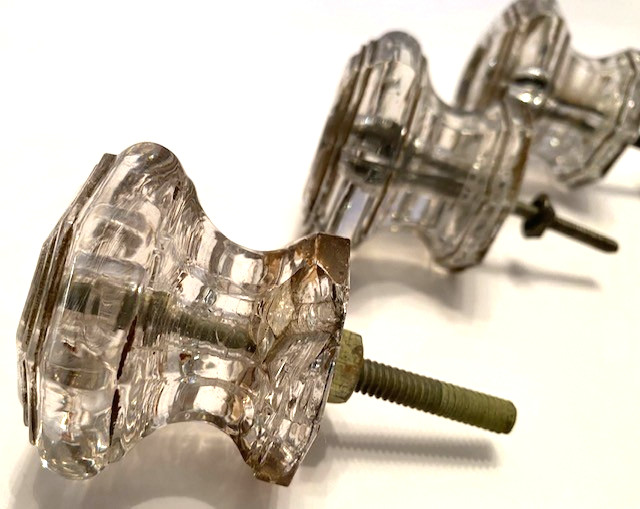 Set of 6 Antique Clear Glass 2″ Octagon Dresser/Cabinet Pulls/Knobs w/Screws