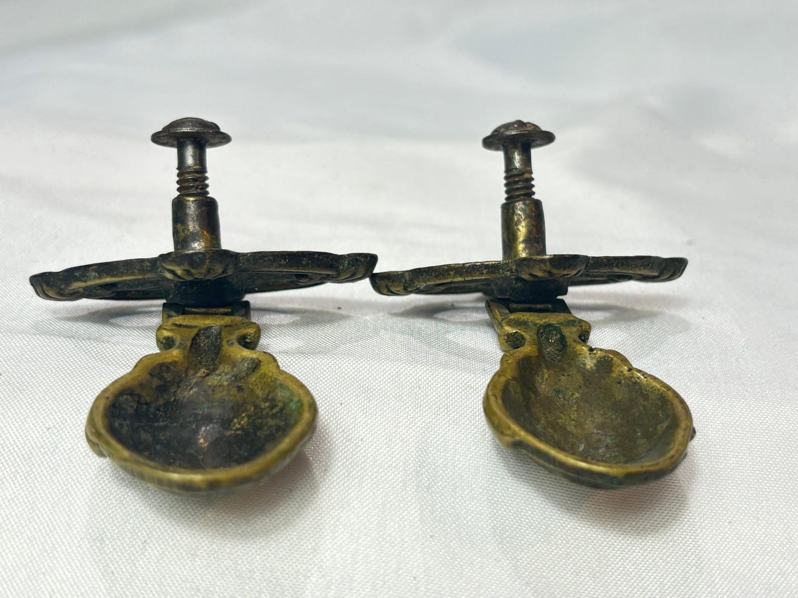 Antique Keeler Brass Co Brass Drawer Pulls/ Drop Handles KBC G205 Lot of 5