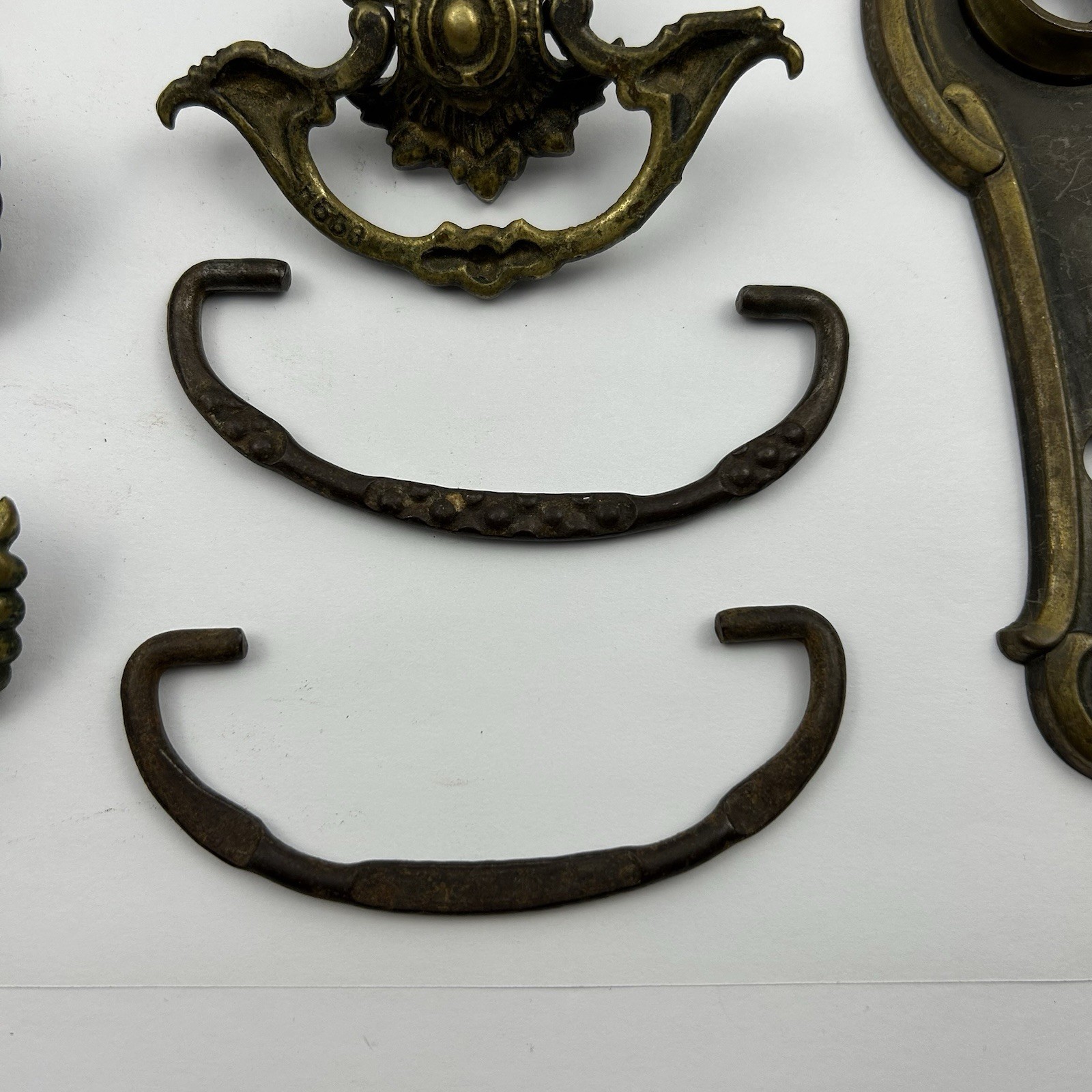 Antique Keeler Brass (KBC) H553 Drawer Pulls & Art Nouveau Hardware Salvage Lot