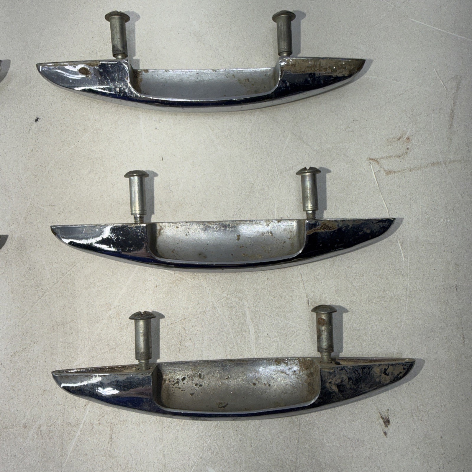 Lot of 6 Vtg Shiny Chrome MCM Art Deco 50’s Atomic Cabinet Drawer Pull Handle