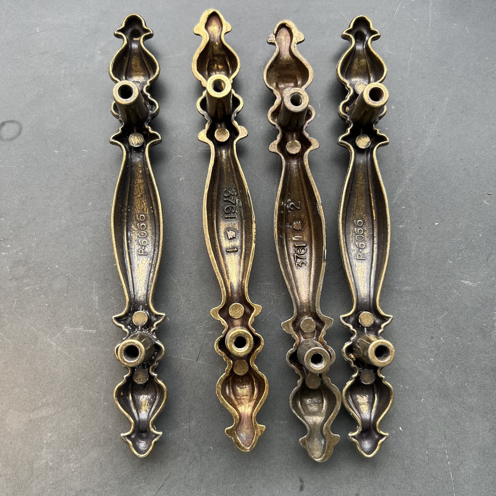 LOT of 4 Vintage Keeler Brass Co. P-5066 Cabinet Drawer Pull Handles Salvaged 6″