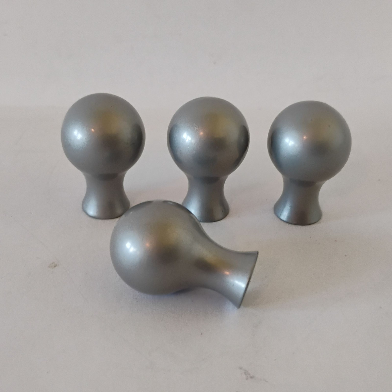 Set of 4 Vintage Pewter Ball Knobs 0.75″ Round Drawer Pulls Cabinet Hardware