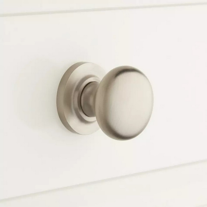 1-1/4″ Brass Round Knob with Beveled Round Base Plate – Brushed Nickel
