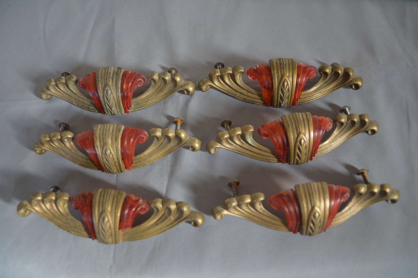 GREAT SET 6 ANTIQUE VINTAGE ART DECO DRESSER METAL DRAWER PULLS W BAKELITE