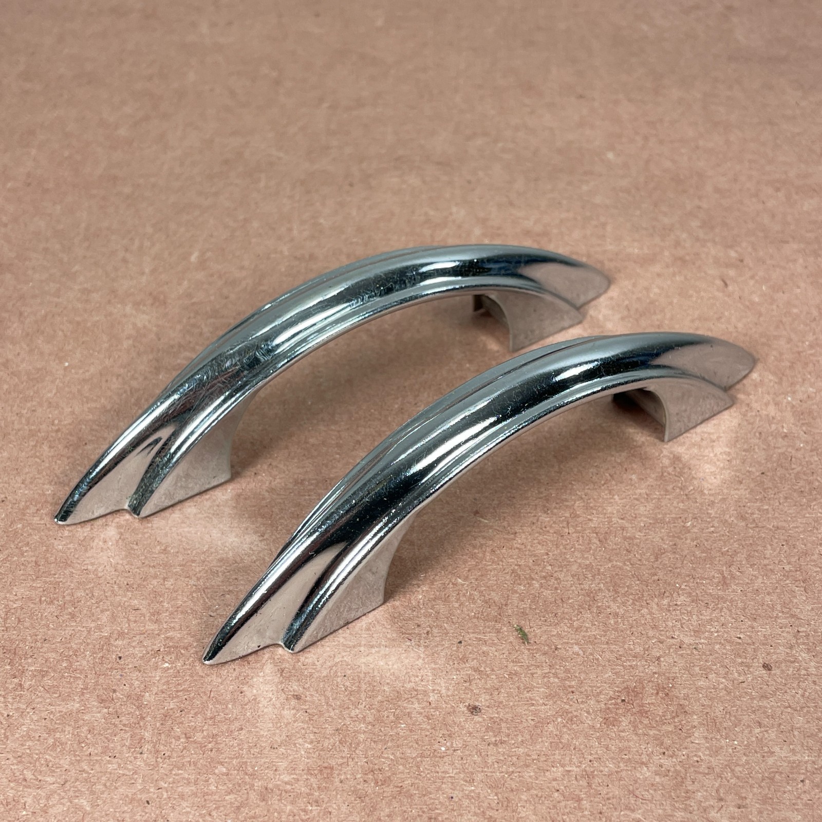 2 Vintage Chrome Cabinet Pulls Drawer ( Similar to Youngstown & Amerock E311 )