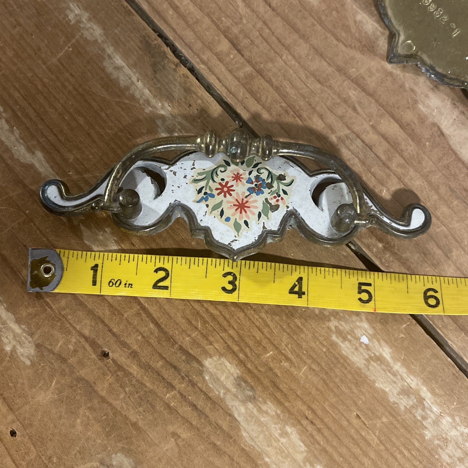 4 Vintage Porcelain Painted French Provincial Country Drawer Pulls Handles