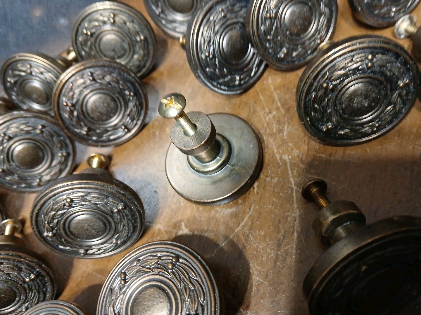 Set Of 38 Vintage Brass Drawer Pulls Hollywood Regency MCM Ornate Cabinet Knobs
