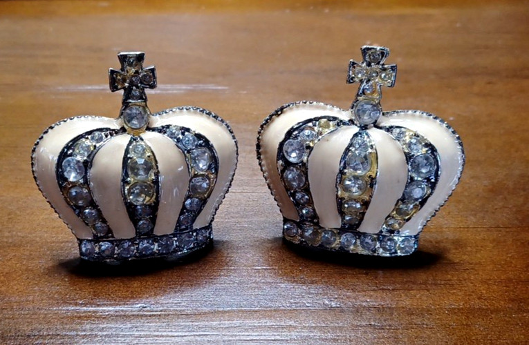 Vintage Beige Enamel & Rhinestone British Royal Crown Drawer Pulls – Set of 2