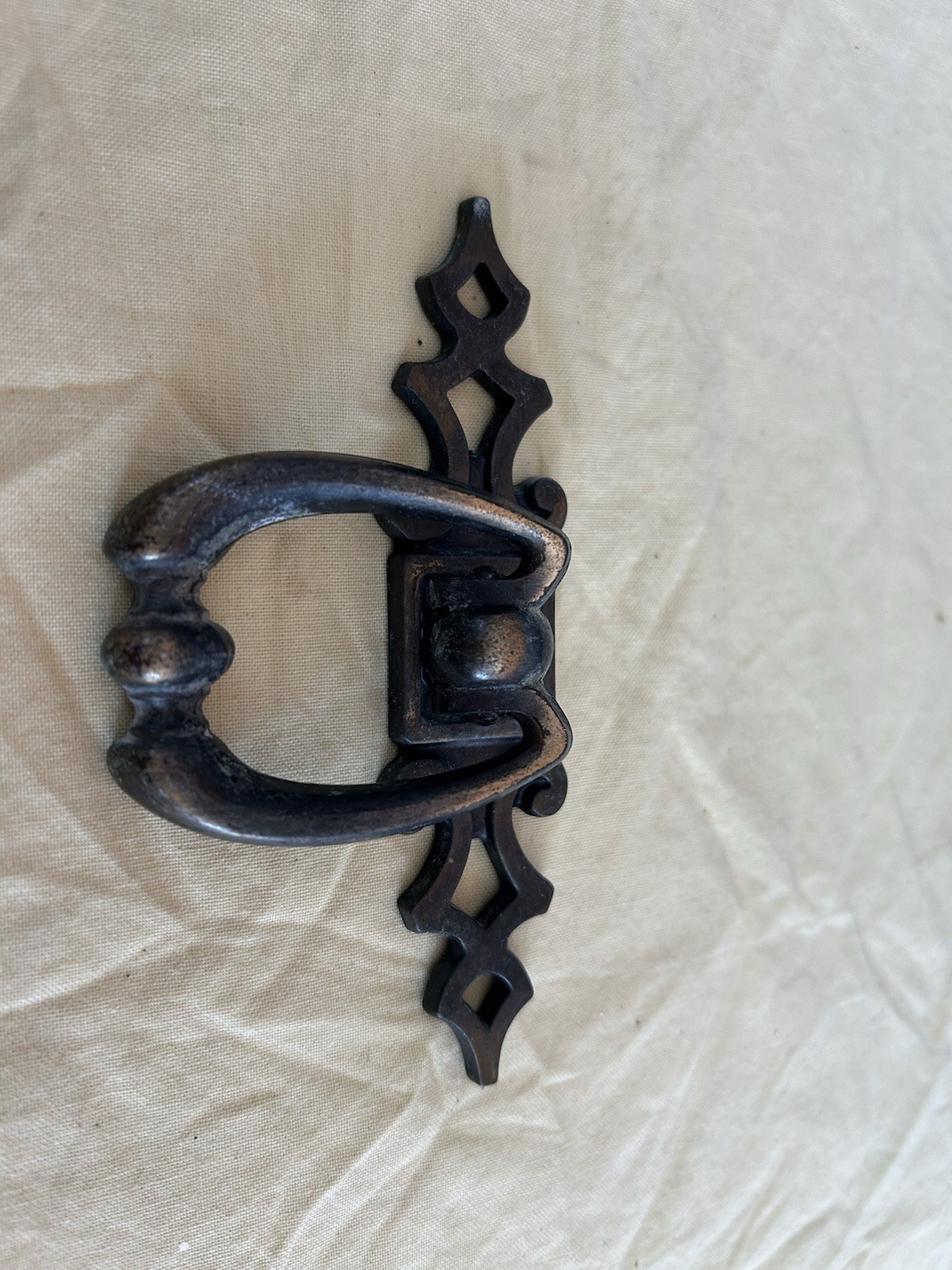 Vintage Amerock Madeira Antique English Furniture Ring Pull, Backplate Set Of 18
