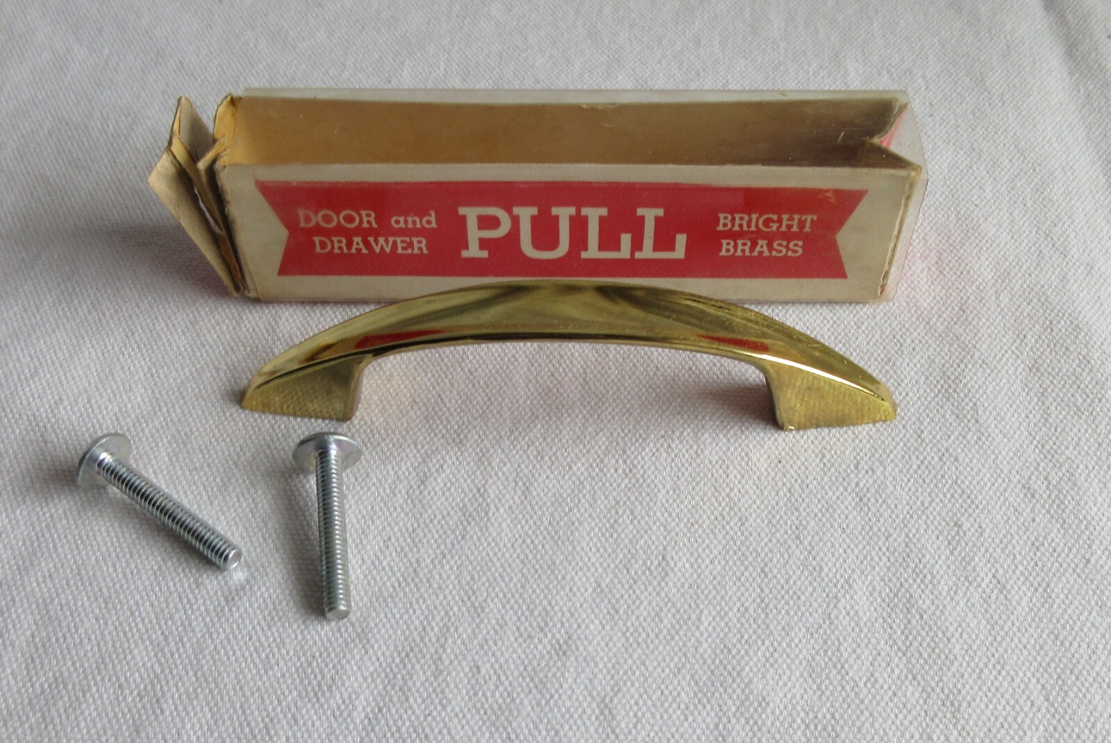 NOS Vtg. drawer pull door pull R290 diecast MCM w/instructions
