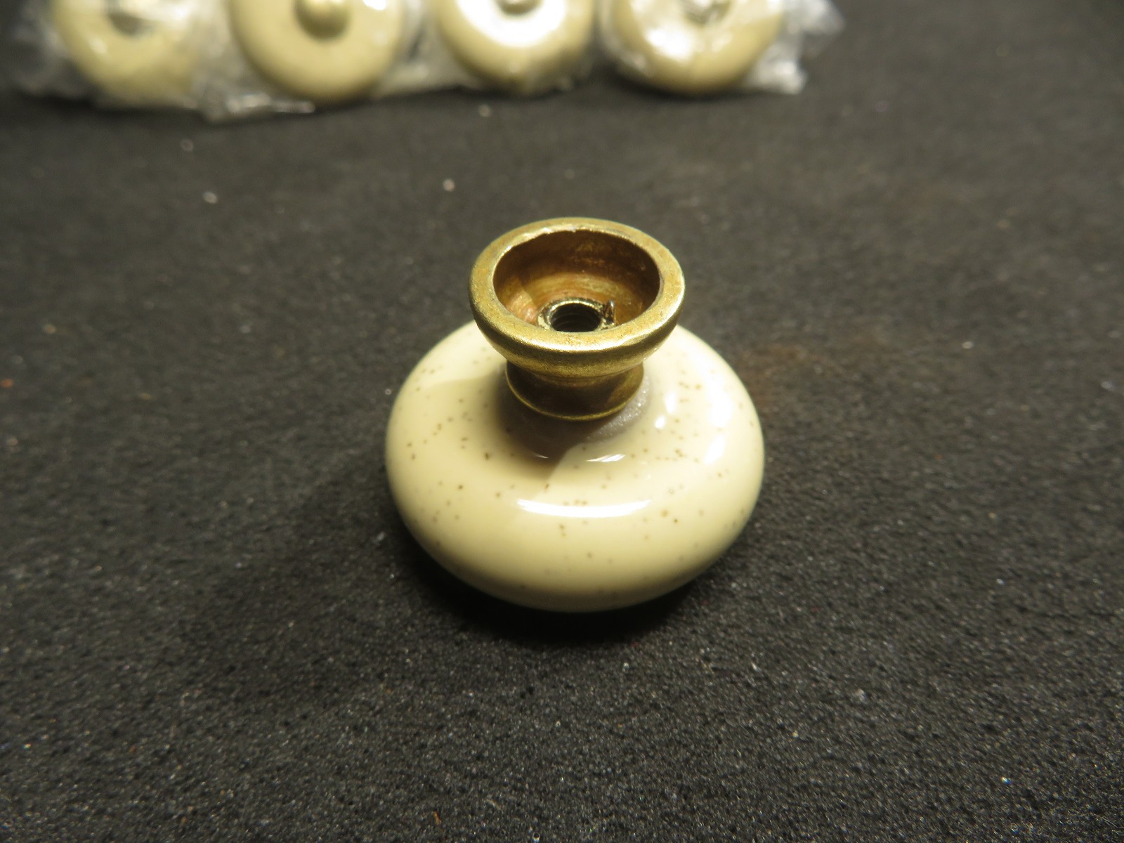10 NOS Vintage Speckled Ivory Porcelain Brass Cabinet Drawer Mushroom Pulls