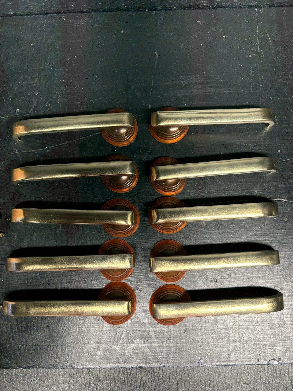 10 Very Nice Vintage Art Deco Brass And Bakelite 4.25” Drawer Pulls With Screws
