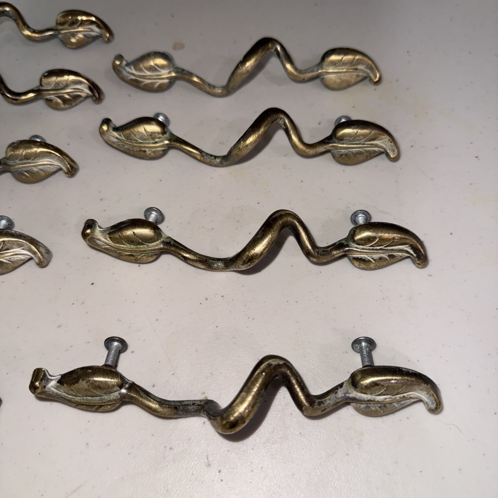 Set of 14 KBC Keeler Brass 45966 Leaf Vine Cabinet Drawer Pulls 3-3/4″ CTC