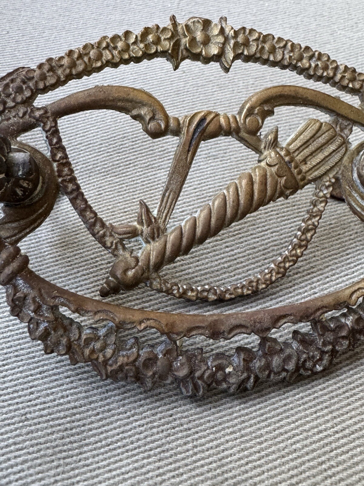 Antique Ornate Floral Pattern Bronze Tone Metal Drawer Pull