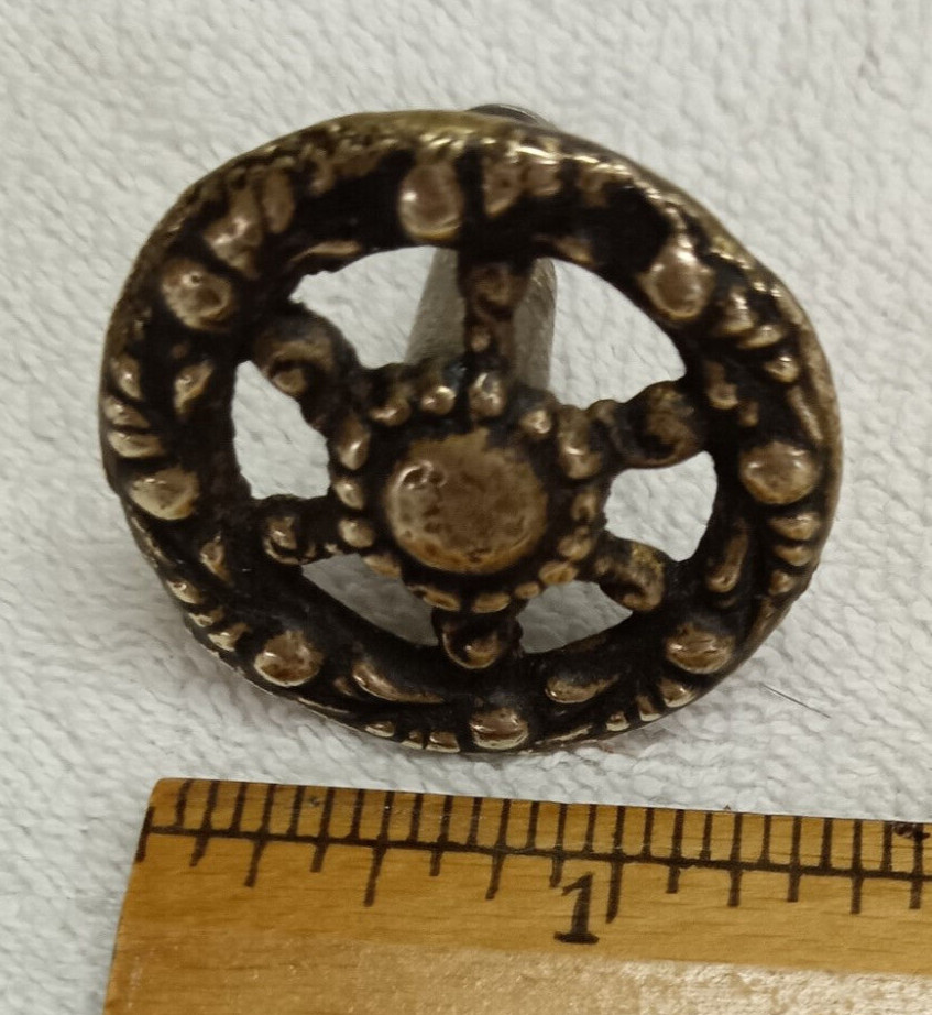 ANTIQUE HEAVY BRASS ROUND DRAWER, DOOR,DESK,BIN PULL /KNOB, 1 1/2 IN. DIAMETER