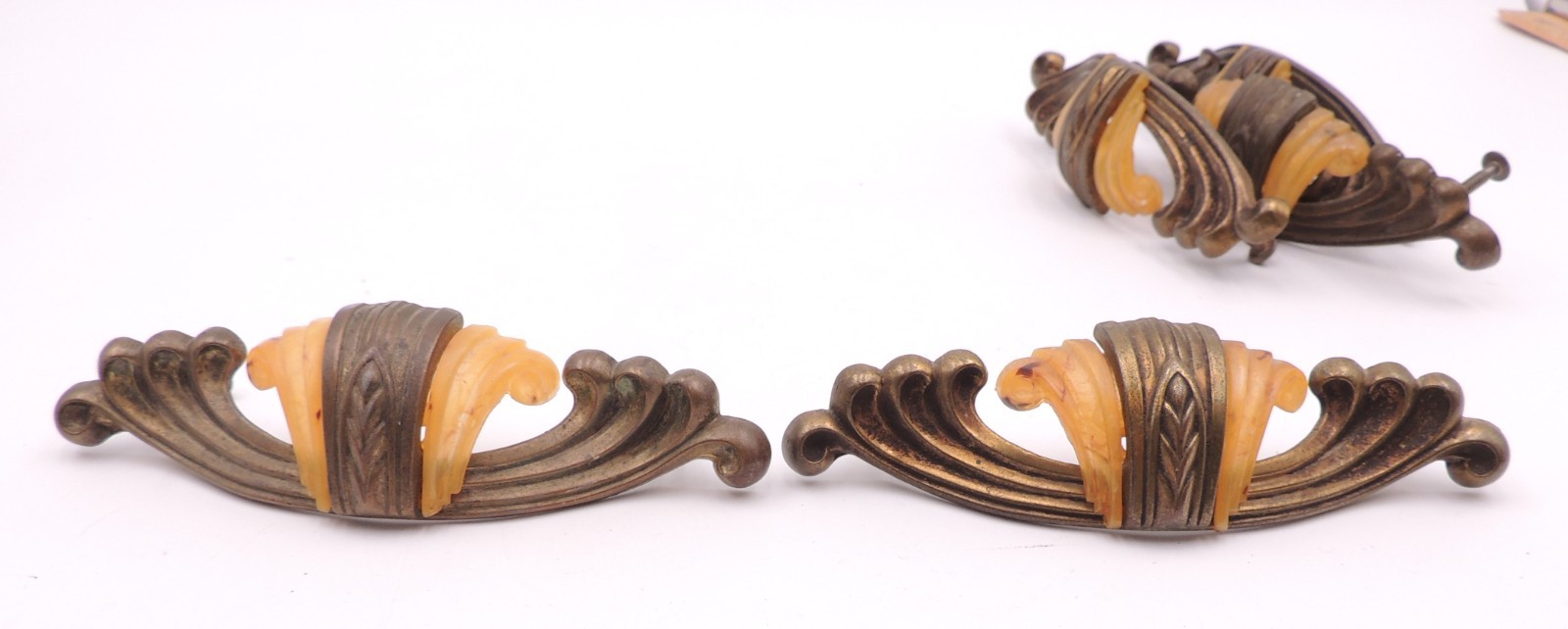 5 Art Deco Drawer Pull w/ Bakelite Vintage Knob Brasstone Waterfall Handle Set