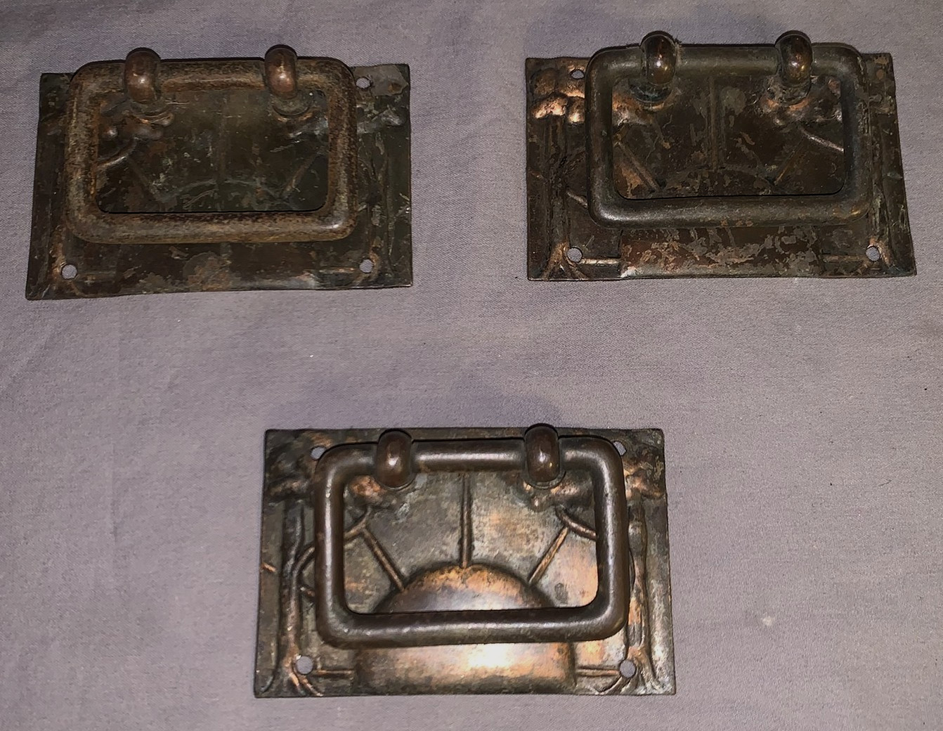 Great Set of 3 Unique Antique Copper Sunburst Design Drawer Pulls A5
