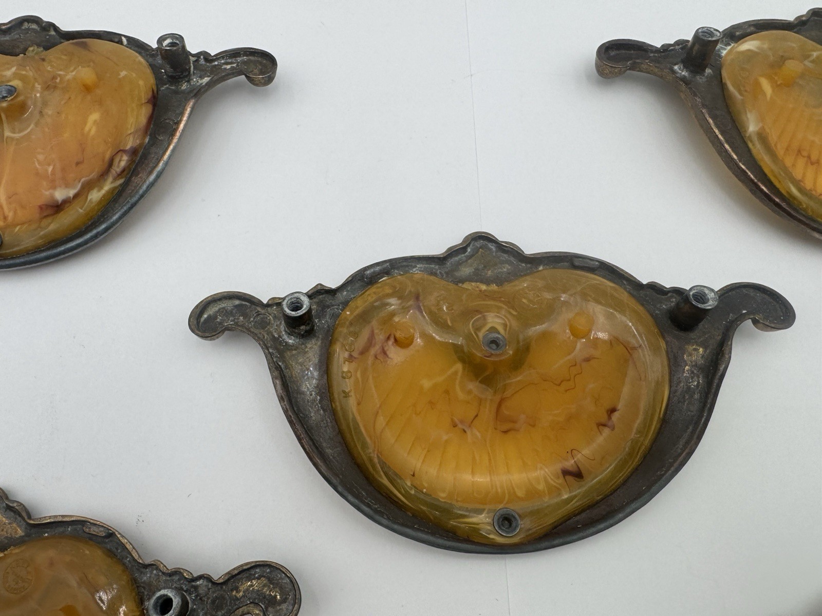 5 Antique Keeler Brass Waterfall Shell Handle Bakelite Dresser Pulls Beautiful
