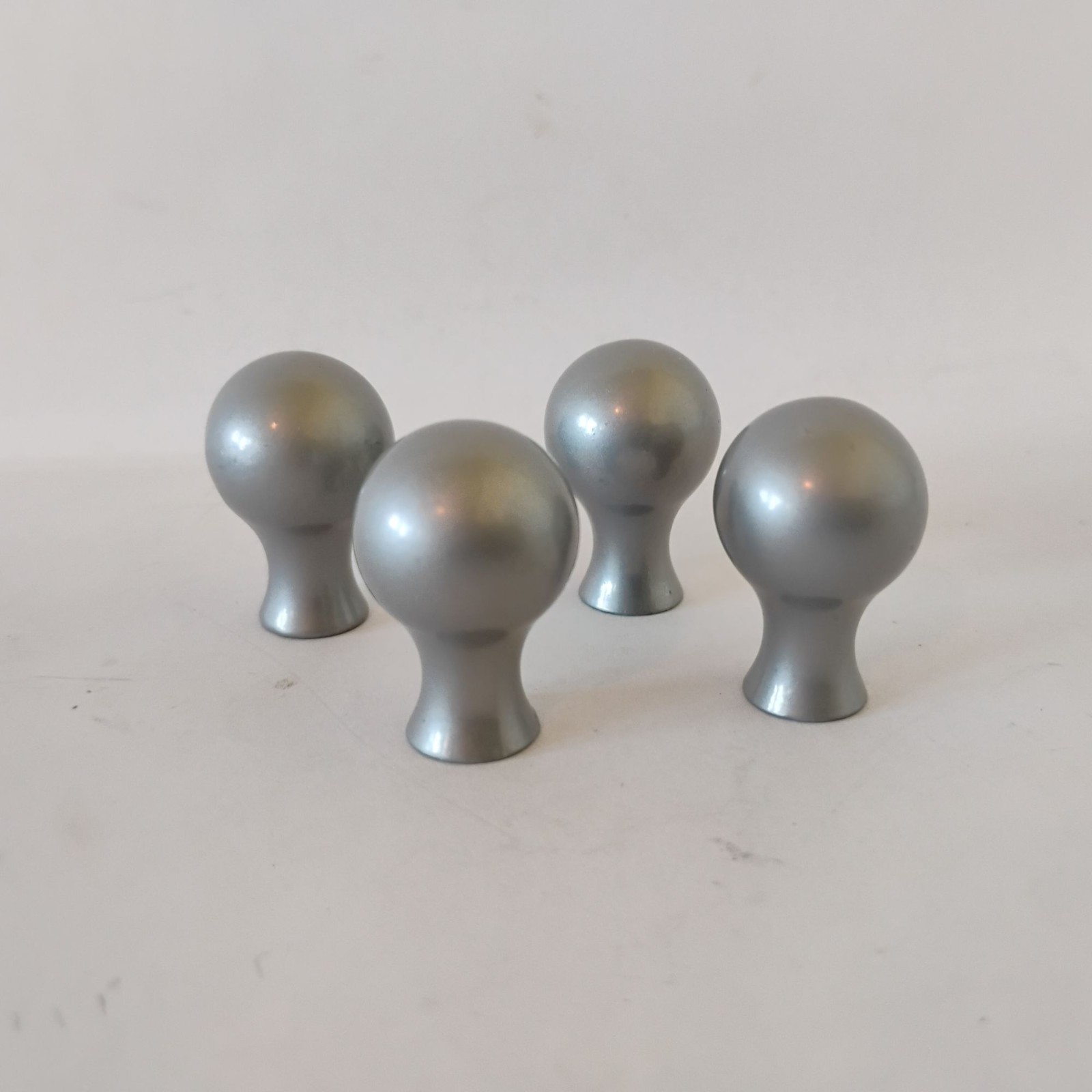 Set of 4 Vintage Pewter Ball Knobs 0.75″ Round Drawer Pulls Cabinet Hardware