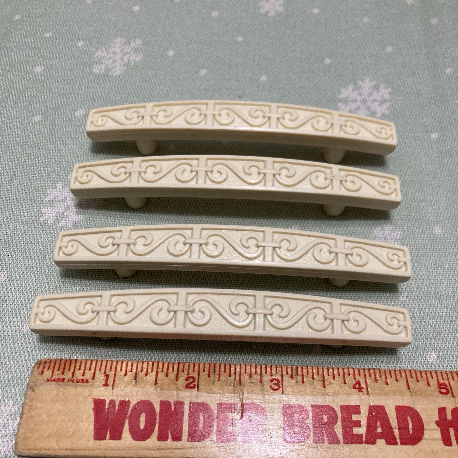 Beige Kitchen Cupboard Handles set of 4 Vtg Scrolled MCM Plastic Cabinet