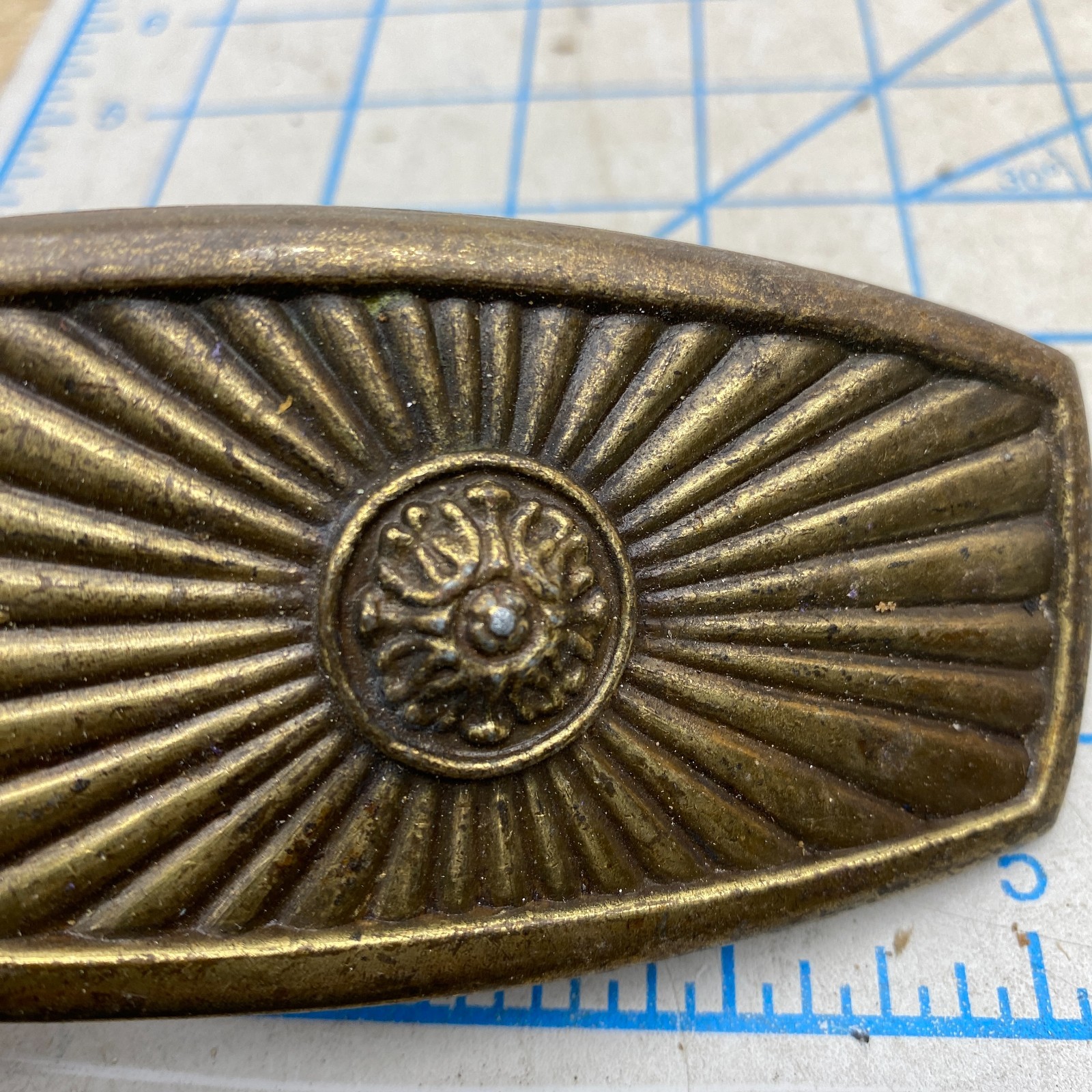 x1 Vintage Drawer Handles Center Floral And Surrounding Sunburst Design Art Deco