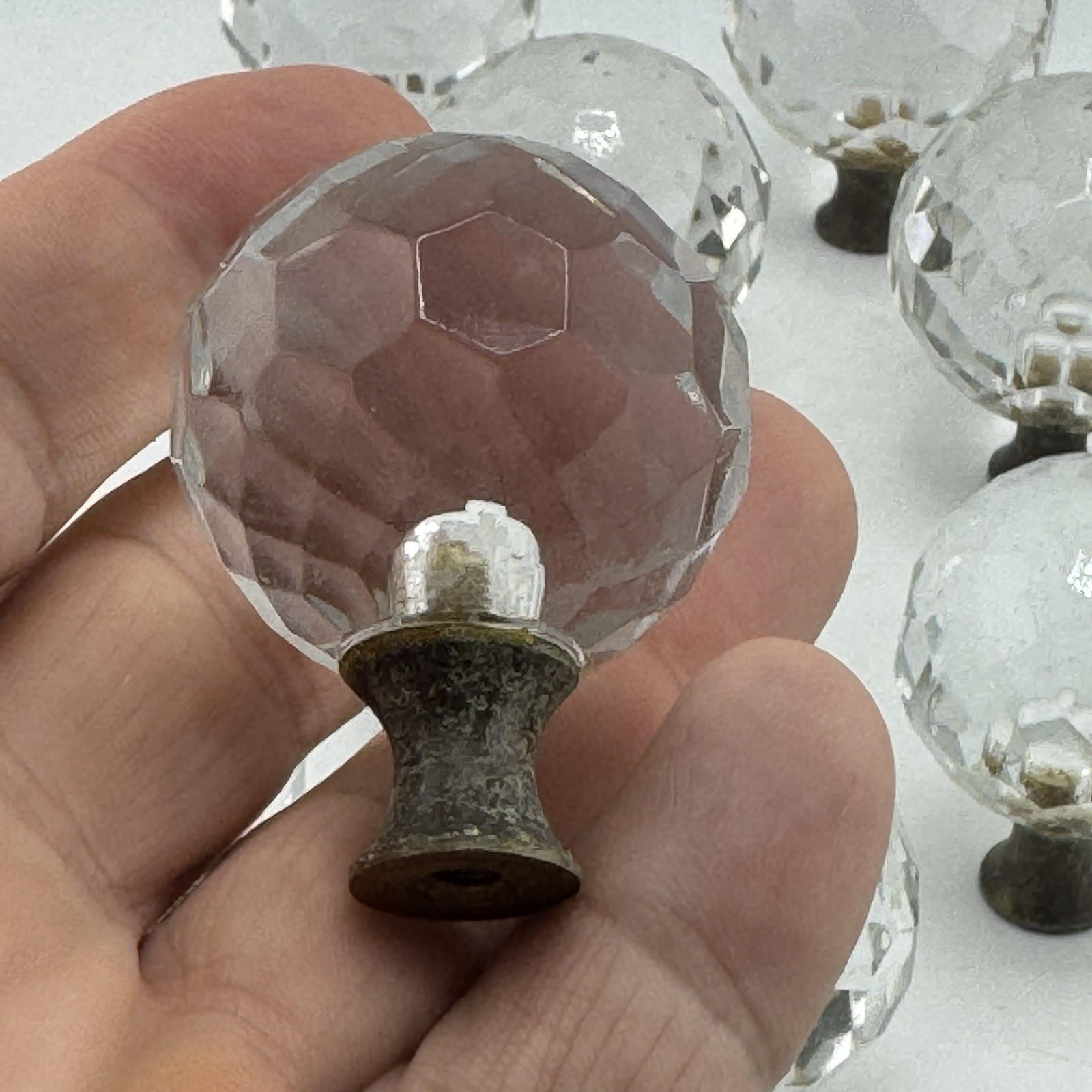 Lot 23 VTG 1930’s Faceted Glass Crystal Drawer Pulls Brass Cabinet Knobs 3 Sizes