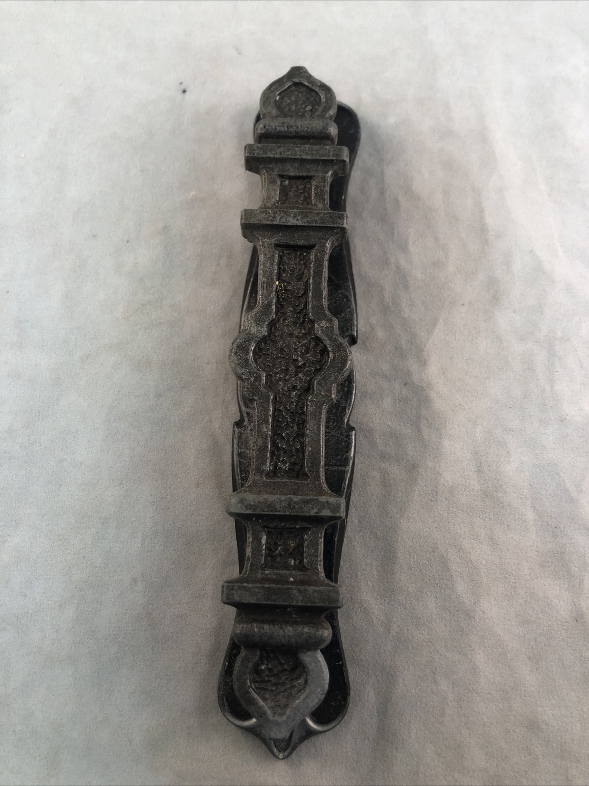1 Vintage 6 3/4” Gothic Metal Dresser Cabinet Drawer Pull Handle Back Plate 9588