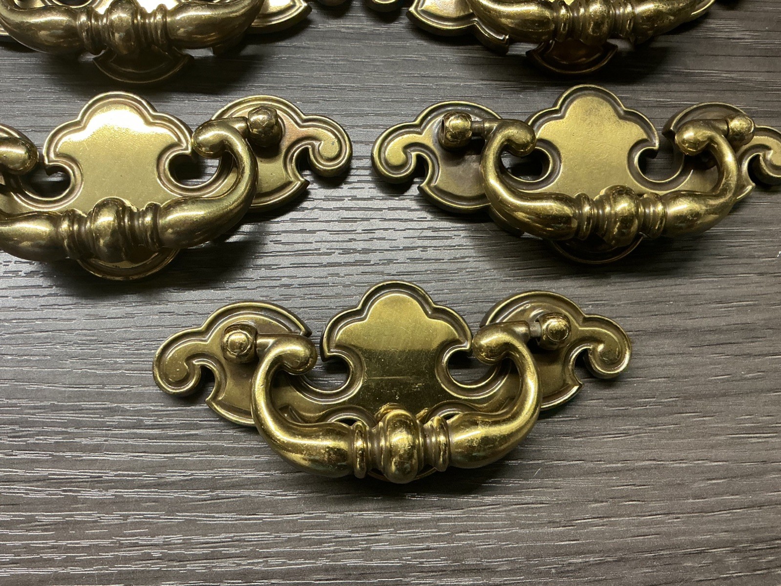 7 VINTAGE Keeler Brass KBC NO8067 Chippendale Batwing Drawer Handles Pulls (33)
