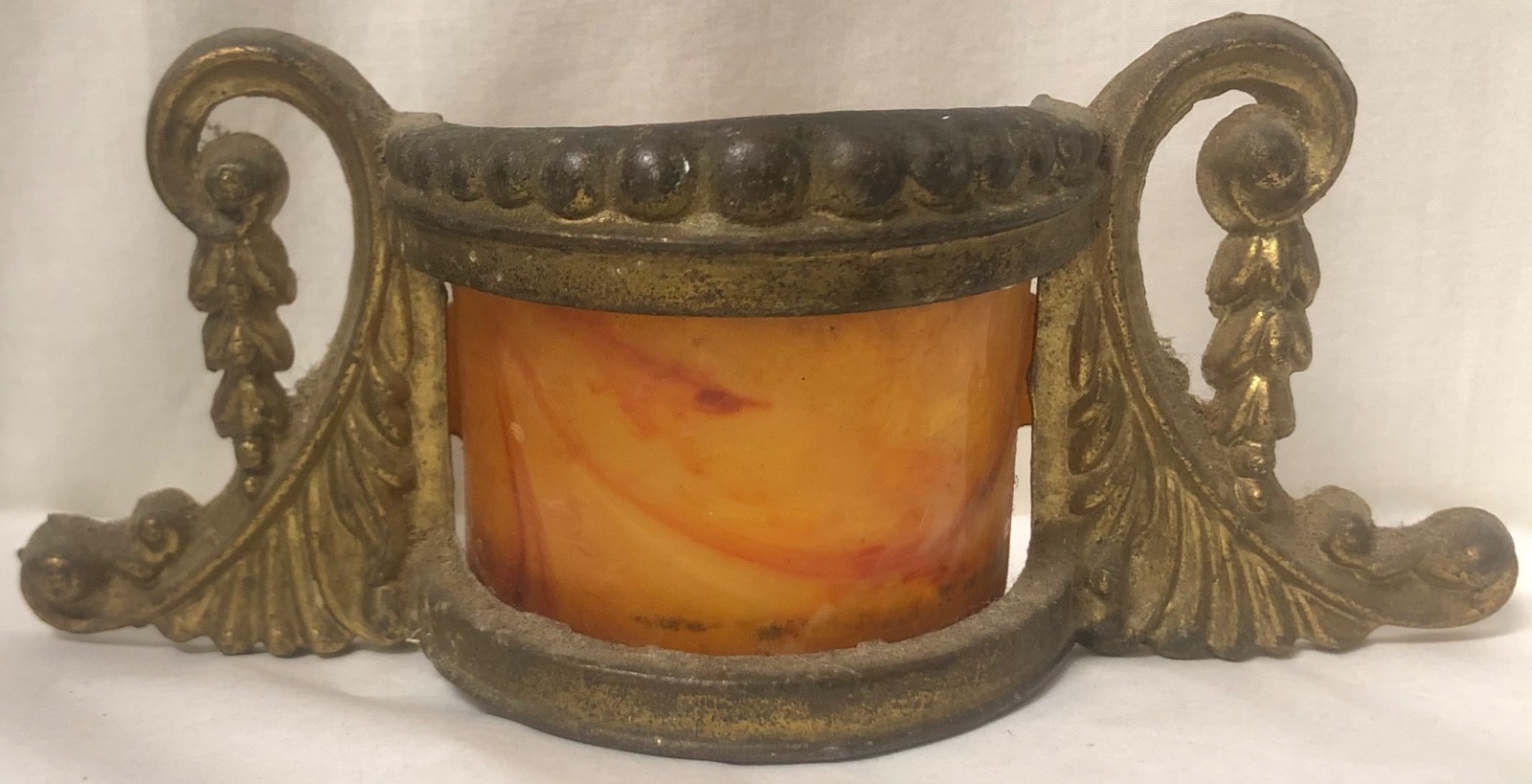 WATERFALL DRESSER PULL ART DECO BOW BUTTERSCOTCH BAKELITE IN CAST METAL VNTG SET