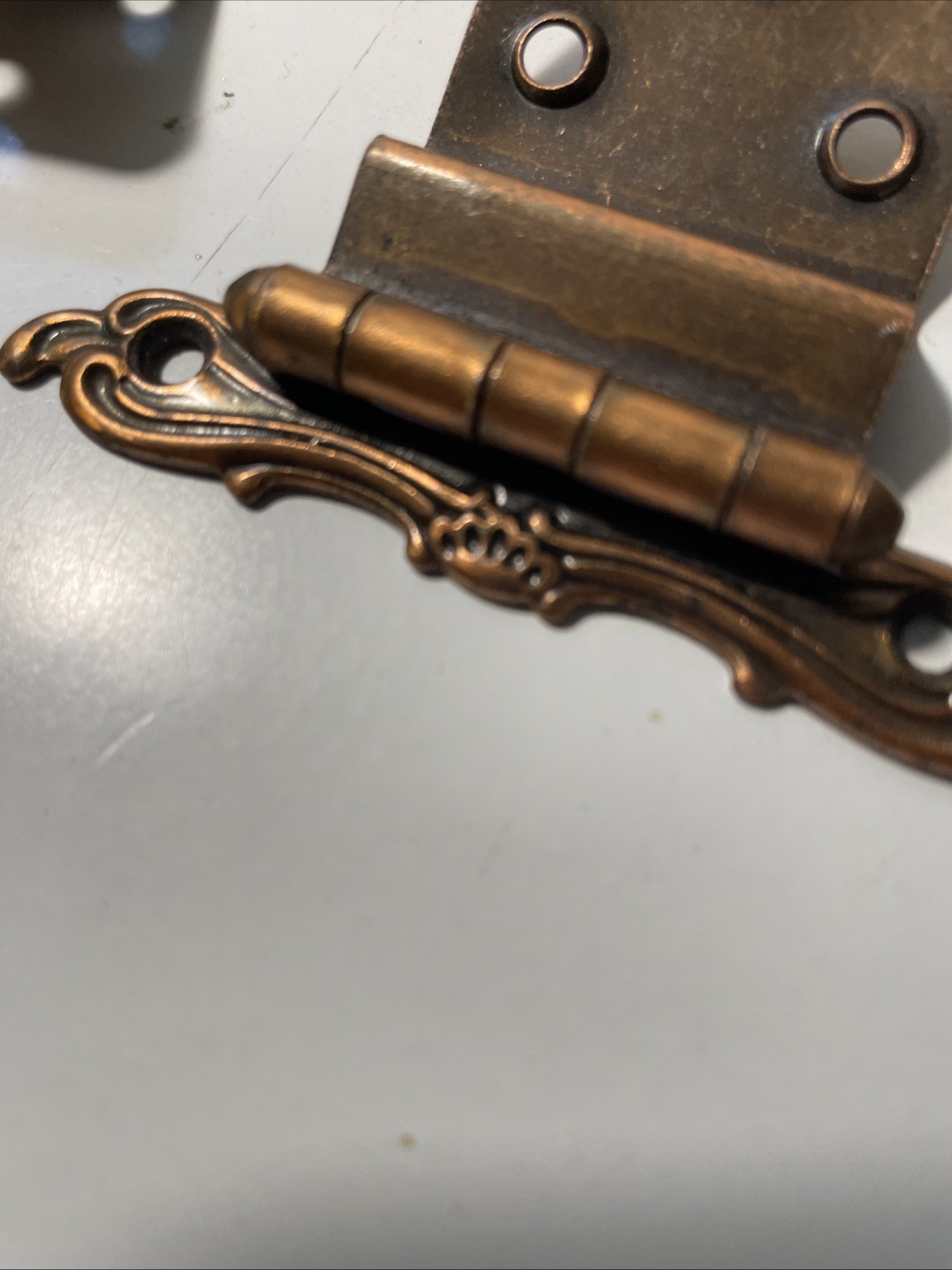 Ajax French Provincial Brass Drawer Pulls W Hinges 18 Hinges 9 Pulls