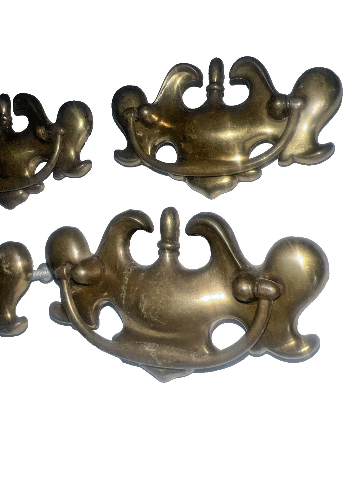 Chippendale Colonial Brass Antique Hardware Batwing Drawer Pulls Handles 5 Total