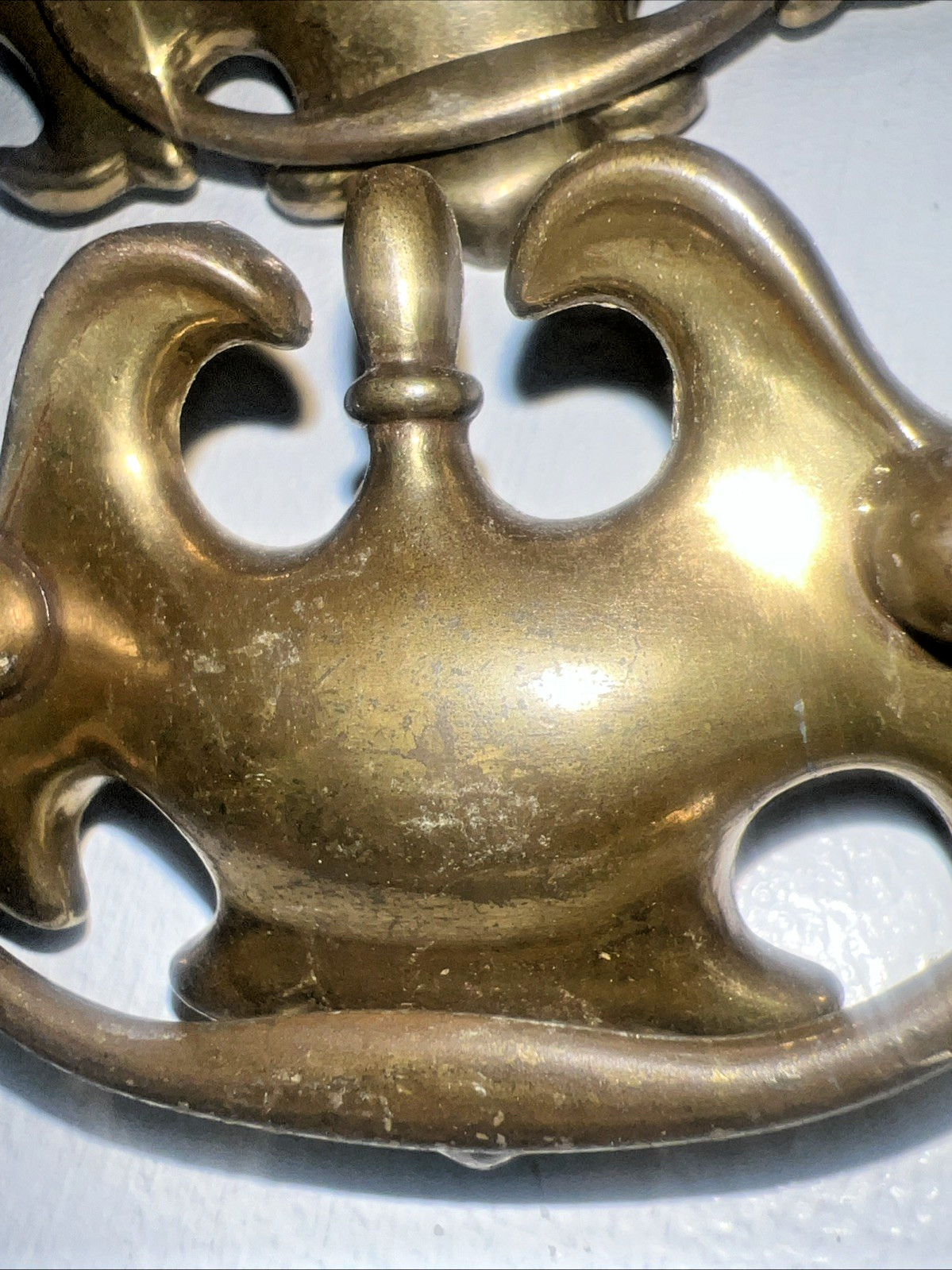 Chippendale Colonial Brass Antique Hardware Batwing Drawer Pulls Handles 5 Total