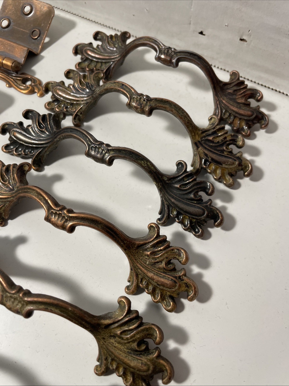 Ajax French Provincial Brass Drawer Pulls W Hinges 18 Hinges 9 Pulls