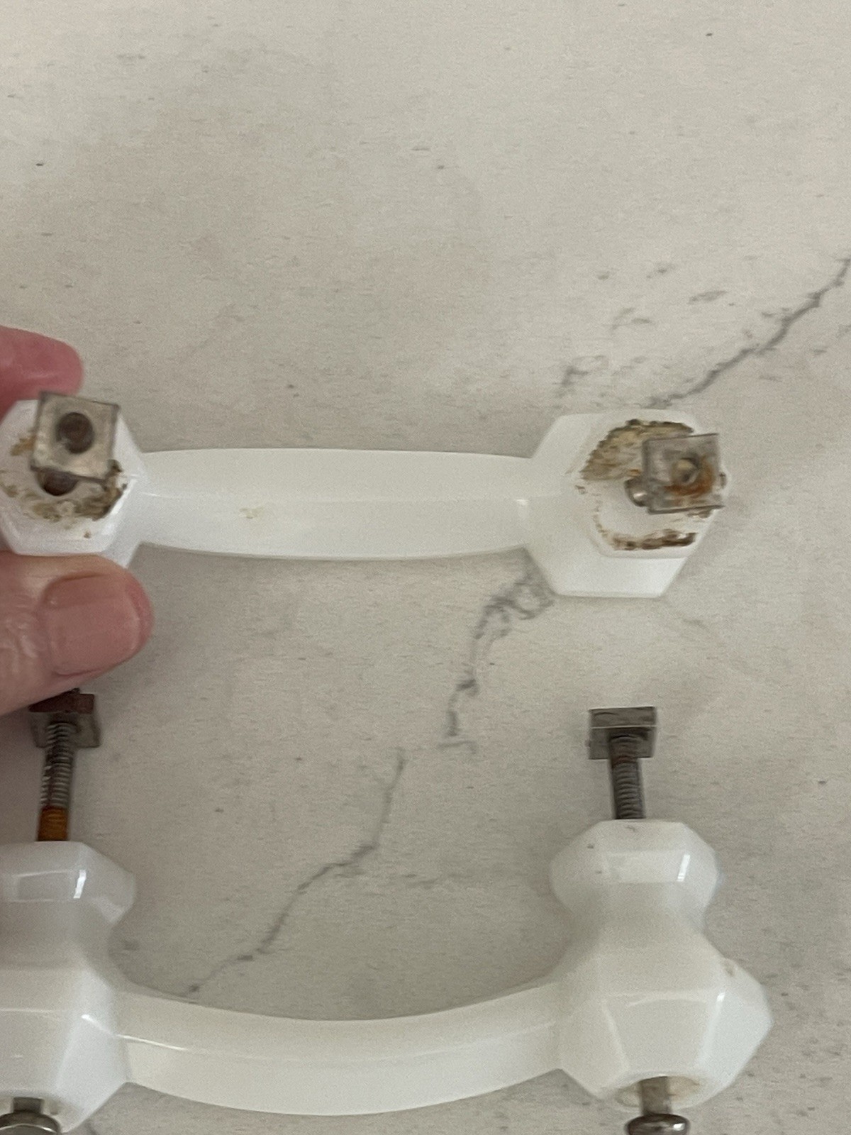 ANTIQUE WHITE MILK GLASS DRAWER OR DOOR PULLS SET 2 WITH SCREWS