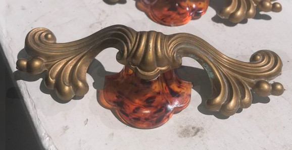 Six Vintage Art Deco Drawer Pulls Handles Knobs Bakelite Celluloid With Screws