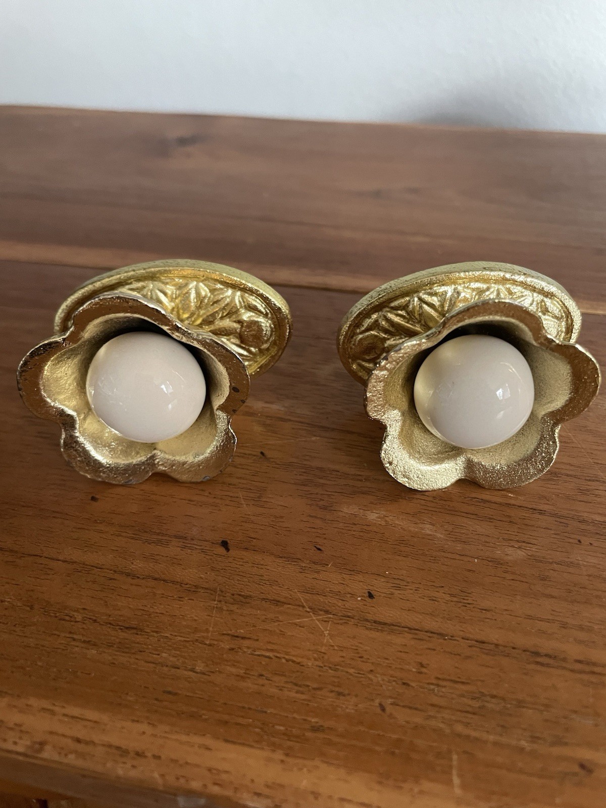 2 Vintage Mid Century Flower Drawer Pulls W/Back Plate Gold/White Ball Center