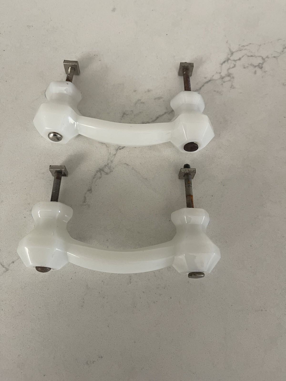 ANTIQUE WHITE MILK GLASS DRAWER OR DOOR PULLS SET 2 WITH SCREWS