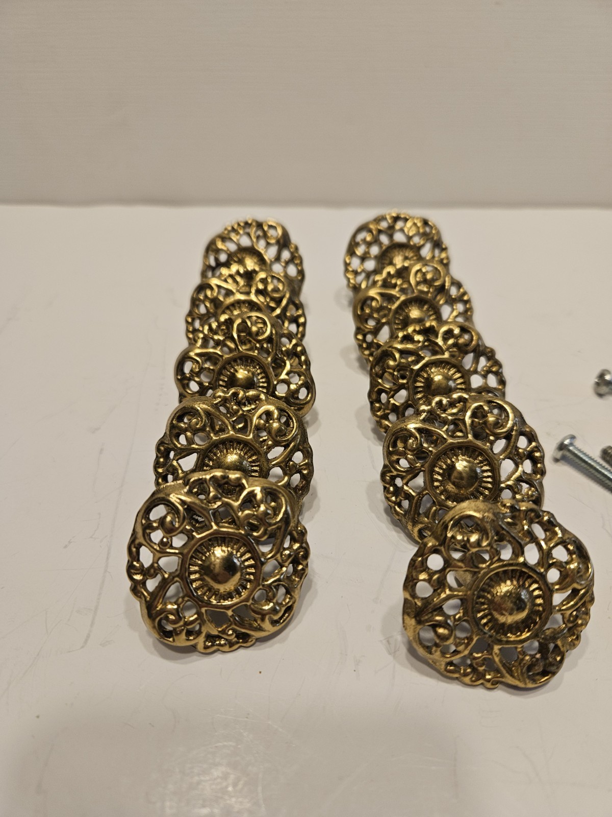 Vintage Ornate Brass Round Floral Knob Set of 10 Finish Washers & Screws 1.5″
