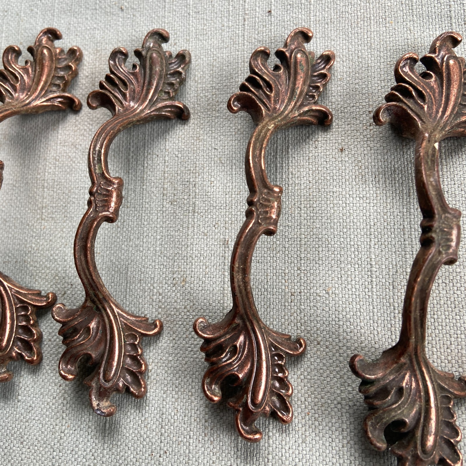 7 Vintage French Provincial Scalloped Leaf Drawer Pulls Brass 3″ 11 Screws Missi