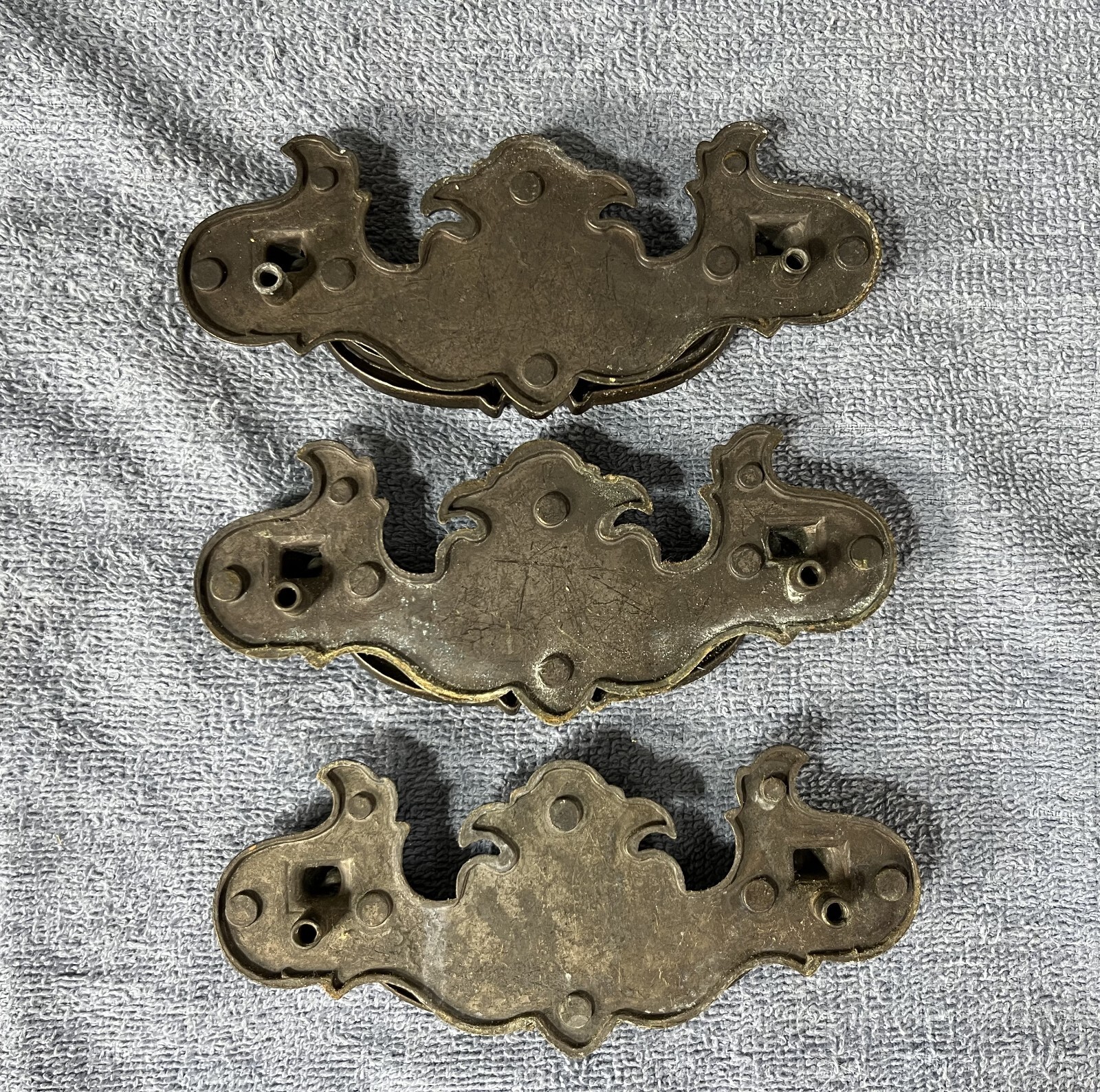 Vintage Drawer Handle Pulls – Large Drop Bail Pull Handles – Brass – Set of 3
