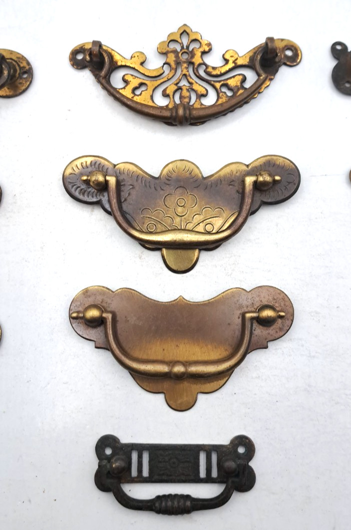 Lot of Mixed Antique/Vintage Hardware Furniture Drawer handles Metal Brass
