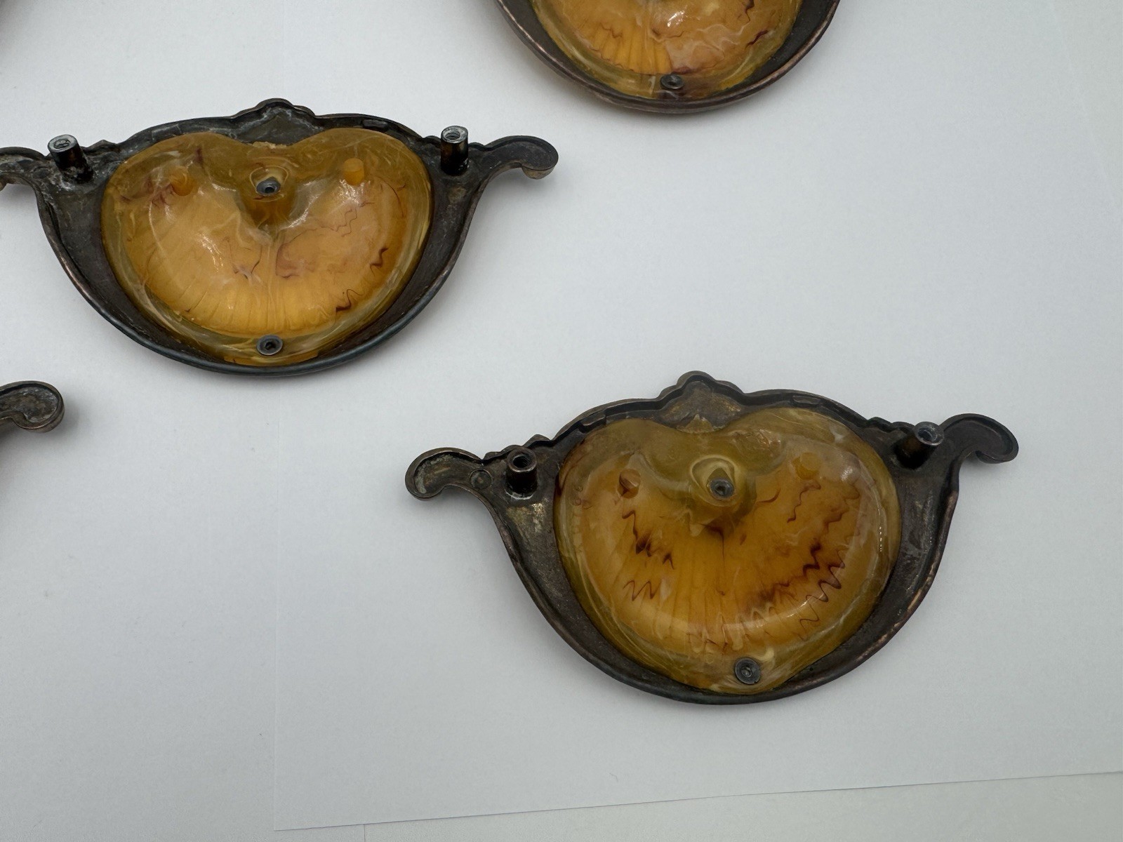 5 Antique Keeler Brass Waterfall Shell Handle Bakelite Dresser Pulls Beautiful