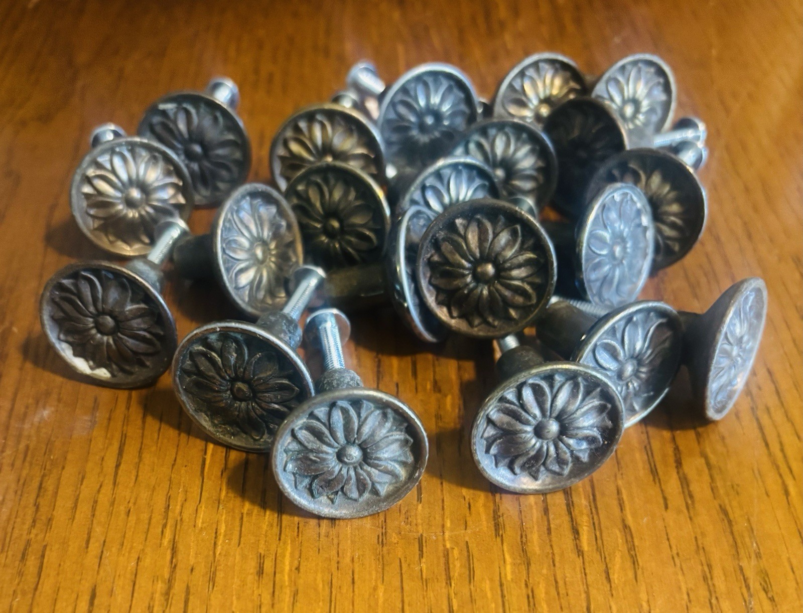 Vintage Brass Sunflower Drawer Pulls (21)
